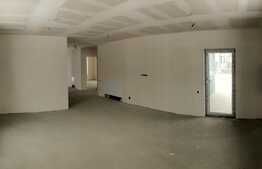 Casa finalizata cu C.F. : 4 camere, 450 mp teren! Jucu de Mijloc!