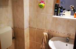 Apartament 3 camere, 70 mp, luminos, mobilat si utilat, parcare, Tractorul