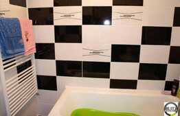 Apartament recent renovat, 2 camere, 70 mp in zona Pietei Unirii, loc de parcare