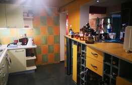 Apartament de 2 camere, decomandat, 70 mp, priveliște deosebită, Răcădău