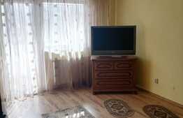 Apartament de 4 camere, 93 mp, partial mobilat, Racadau