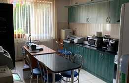 Duplex 150 mp, 6 camere, 2 locuri parcare, zona stadion CFR