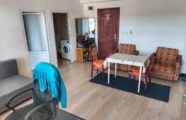 Apartament cu doua camere, 42.6 mp, balcon, semidecomandat, in zona Petrom Baciu