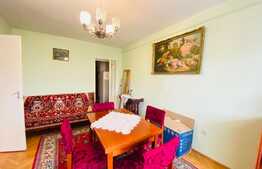 Apartament cu 3 camere, decomandat, 70 mp, zona strazii Bucium