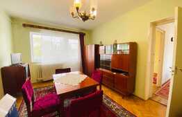 Apartament cu 3 camere, decomandat, 70 mp, zona strazii Bucium