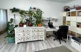 Scadere de pret!Casa cuplata 104 mp utili, 80 mp teren, semicentral!