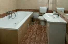 Scadere de pret!Casa cuplata 104 mp utili, 80 mp teren, semicentral!