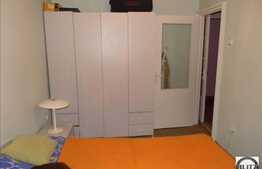 Vanzare apartament 4 camere, 68 mp utili, zona Mehedinti, cu boxa si parcare