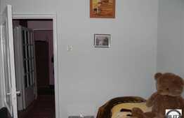 Vanzare apartament 4 camere, 68 mp utili, zona Mehedinti, cu boxa si parcare