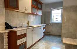 Apartament de 3 camere, decomandat, 60 mp, zona Gemenii 