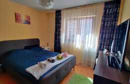 Apartament de 2 camere, 58 mp, decomandat, zona Racadau 