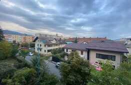 Apartament de 3 camere, decomandat, 70 mp, zona Tractorul 