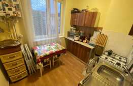 Apartament de 3 camere, decomandat, 70 mp, zona Tractorul 