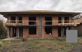 OPORTUNTATE! Casa tip duplex cu compartimentare moderna si garaj in Dezmir!