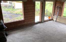 OPORTUNTATE! Casa tip duplex cu compartimentare moderna si garaj in Dezmir!