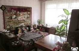 Vanzare apartament 2 camere, 45 mp utili, zona Herculane