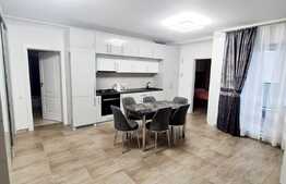 Apartament cu terasa si balcon, parcare, aer conditionat, lift, zona Vivo