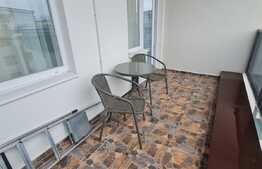 Apartament cu terasa si balcon, parcare, aer conditionat, lift, zona Vivo