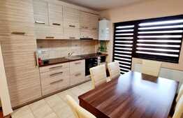 Pret oportun, 2 balcoane, parcare, zona Stejarului