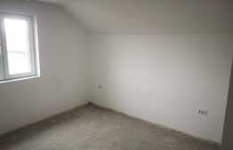 Casa de 200 mp utili, 310 mp teren, moderna, Sanpetru!