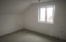 Casa de 200 mp utili, 310 mp teren, moderna, Sanpetru!