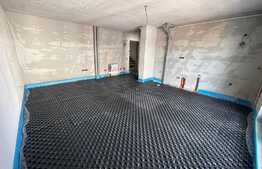 Apartament 2 camere, 43.5 mp, semifinisat, zona Vivo