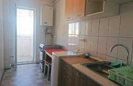 Apartament de 2 camere, decomandat, 56 mp, zona strazii Parang
