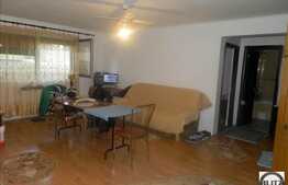 De vanzare demisol cu 2 camere, 56 mp utili, zona strazii Florilor!