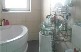 Vanzare 2 camere, decomandat, 54 mp, zona Florilor!