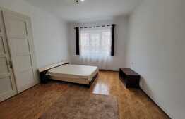 Apartament 3 camere, decomandat, etaj intermediar, 75 mp utili, zona centrala!