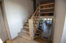 Casa de 300 mp utili, in Brasov