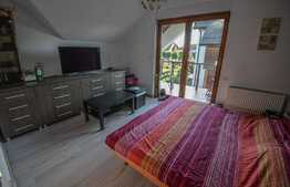 Casa de 300 mp utili, in Brasov