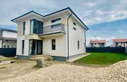 Casa 120 mp utili, 425 mp teren, Stupini