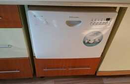 Apartament 3 camere, semidecomandat, 60 mp, zona strazii Horea