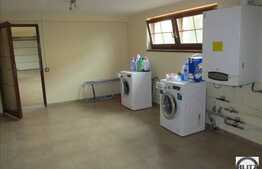 Apartament in vila, 3 camere decomandate, 90 mp utili, semifinisat, cu garaj