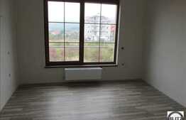 Apartament in vila, 3 camere decomandate, 90 mp utili, semifinisat, cu garaj