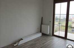 Apartament in vila, 3 camere decomandate, 90 mp utili, semifinisat, cu garaj