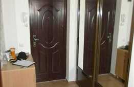 Vanzare mansarda cu 1 camera, 38 mp in zona strazii Porii