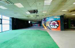 Spatiu pentru medical, 1210 mp, mezanin cu vitrina, zona Piata Marasti