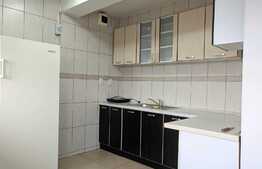 Apartament de 3 camere, decomandat, 115 mp, parcare, zona Bd. Muncii