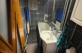 Apartament 3 camere, decomandat, etaj intermediar, zonă liniștită, Răcădău