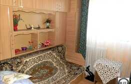 Vanzare 4 camere, decomandat, etaj intermediar, zona Nora. Boxa inclusa!