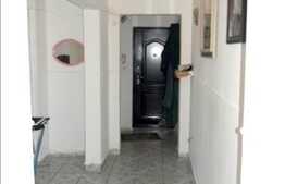 Vanzare 4 camere, decomandat, etaj intermediar, zona Nora. Boxa inclusa!