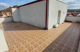 Apartament 5 camere, 94 mp, zona Eroilor