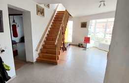 Apartament 5 camere, 94 mp, zona Eroilor