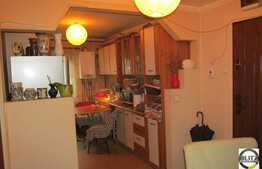 3 camere, 64 mp, decomandat, A.C., zona Billa