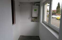 Garsoniera mobilata si utilata, 31mp + balcon inchis, CT proprie, garaj, zona Auchan