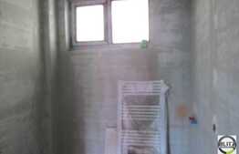 3 camere, 62 mp utili, semifinisat, imobil nou, zona Calea Floresti