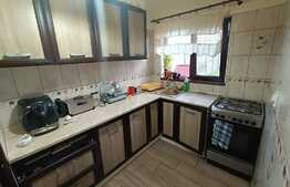 Casa cu teren de 800 mp, in apropiere de Dealul Lempes, Sanpetru