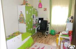 Apartament cu 3 camere, 63 mp, zona Horea, mobilat si utilat